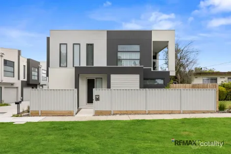 10 HAILSTONE CT, CRANBOURNE, VIC 3977