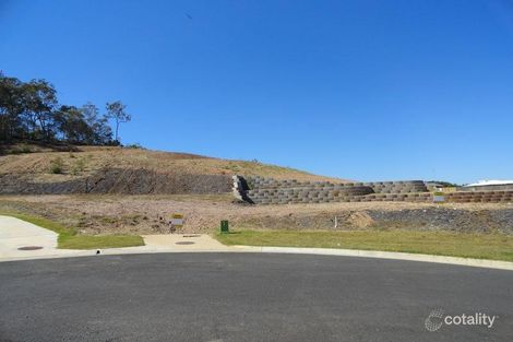 30 Stella St, Boyne Island, QLD 4680