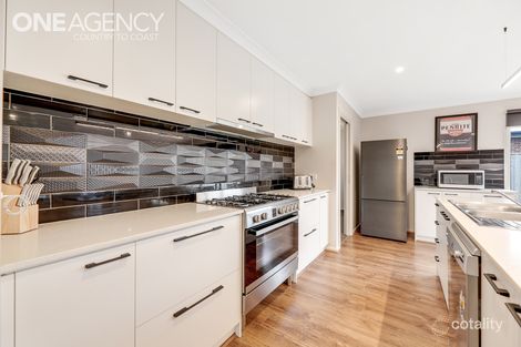 Property photo of 9 Violet Street Bunyip VIC 3815