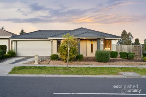 23 Swiss Way, Manor Lakes, VIC 3024