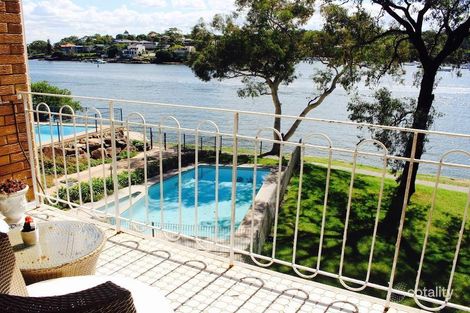 Property photo of 1/13 Bortfield Drive Chiswick NSW 2046