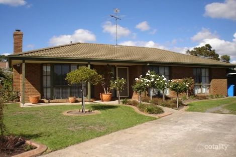 19 Phelan Dr, Cranbourne North, VIC 3977