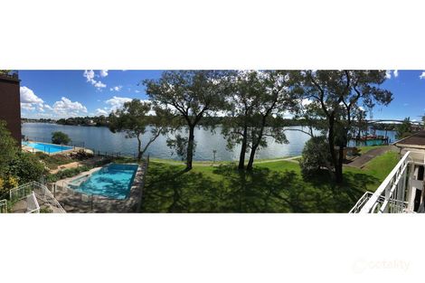 Property photo of 1/13 Bortfield Drive Chiswick NSW 2046