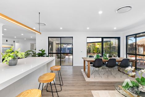 Property photo of 118 Monterey Keys Drive Helensvale QLD 4212