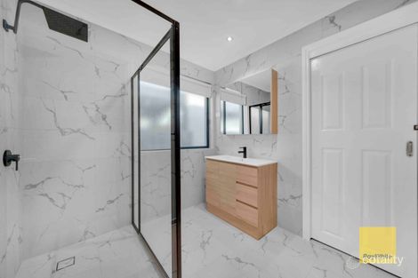 Property photo of 39 Bellarine Drive Lalor VIC 3075