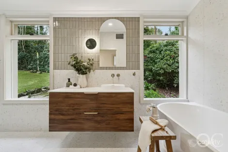 Property photo of 8 Rostrevor Road Stirling SA 5152