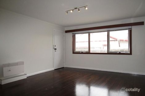 Property photo of 2/13 Swindon Road Hughesdale VIC 3166