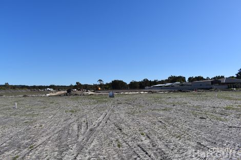 8 Waianbar Ave, South West Rocks, NSW 2431