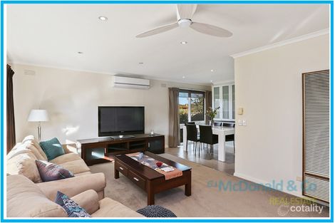 32 Wilkins Cl, Corio, VIC 3214