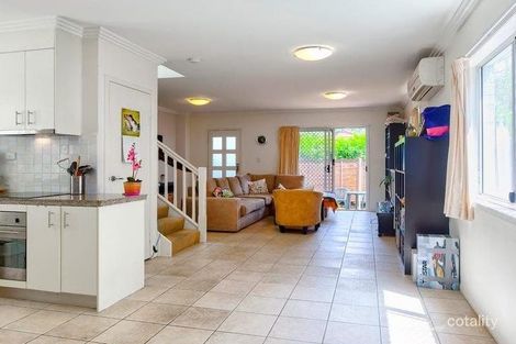 Property photo of 1/29 Brookfield Road Kedron QLD 4031