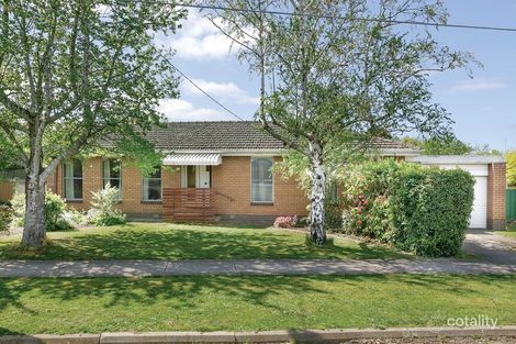 Property photo of 1 Learmonth Street Alfredton VIC 3350