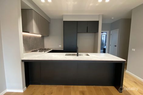 Property photo of 11 Calibre Retreat Keysborough VIC 3173