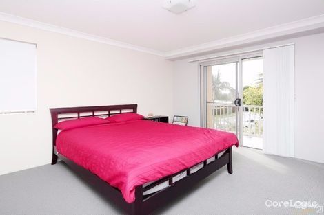 Property photo of 11/22 Oleander Avenue Biggera Waters QLD 4216