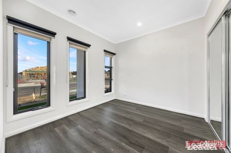 16 Daintree Ent, Donnybrook, VIC 3064