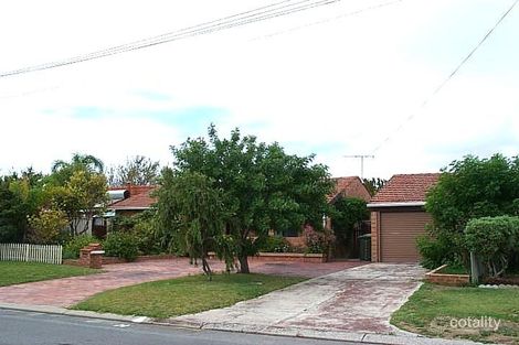 Property photo of 4 Kenton Way Rockingham WA 6168