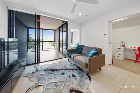 Property photo of 2022/123 Cavendish Road Coorparoo QLD 4151