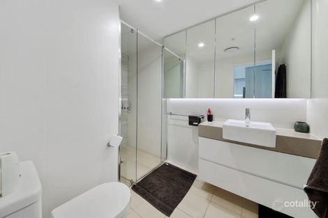 Property photo of 2022/123 Cavendish Road Coorparoo QLD 4151