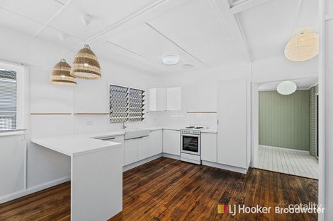 Property photo of 37 Robert Street Labrador QLD 4215