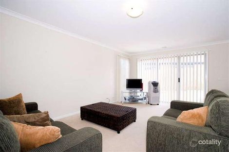 Property photo of 16 Castlereagh Street Carrum Downs VIC 3201