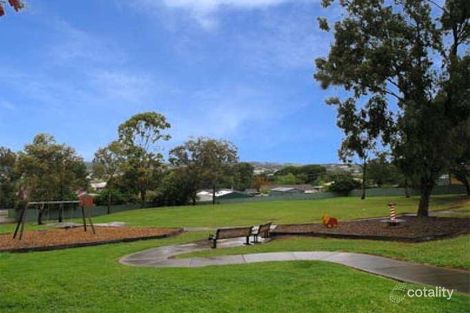 9 Hurley Gr, Hackham, SA 5163