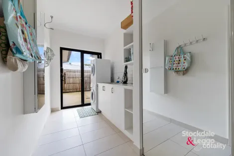 Property photo of 5 Citadel Way Inverloch VIC 3996