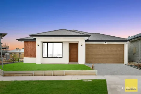 Property photo of 56 Yucamane Drive Truganina VIC 3029