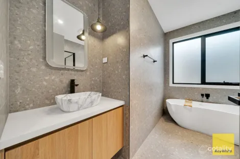 Property photo of 56 Yucamane Drive Truganina VIC 3029