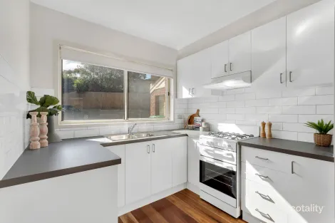 Property photo of 4/22-24 Highridge Crescent Airport West VIC 3042