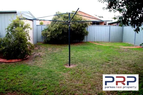 Property photo of 5 Coronation Avenue Parkes NSW 2870