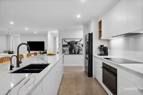 Property photo of 3 Victory Crescent Sunrise Beach QLD 4567