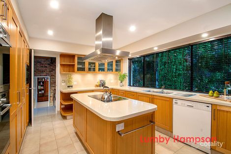Property photo of 10 Sandhurst Crescent Glenhaven NSW 2156