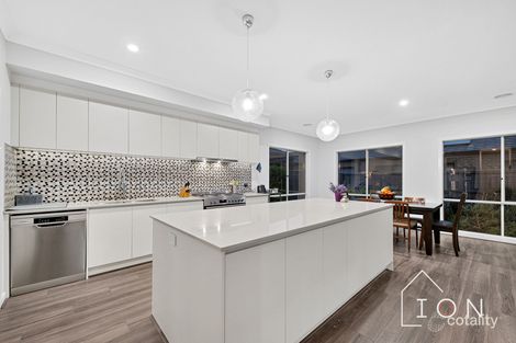 Property photo of 49 Flanagan Crescent Cranbourne South VIC 3977