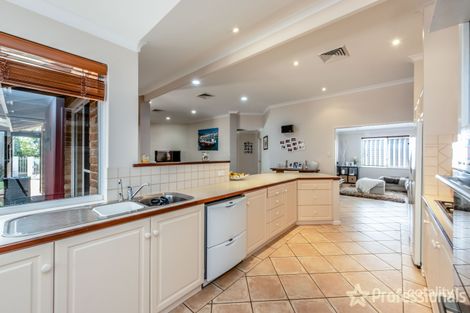 Property photo of 18 Ashton Close Mount Tarcoola WA 6530