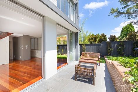 Property photo of 15 Fernleigh Avenue Rose Bay NSW 2029