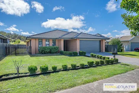 Property photo of 32 Albion Close Armidale NSW 2350