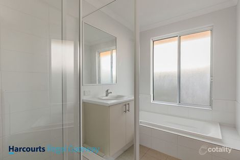 Property photo of 24 Needlewood Loop Wandi WA 6167