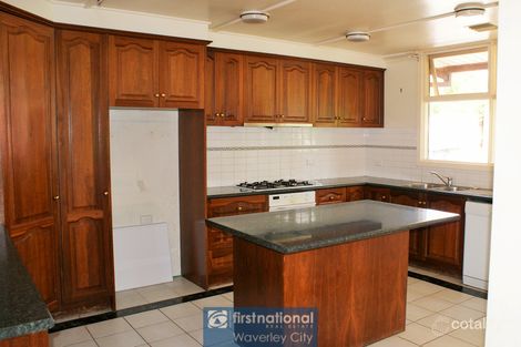 Property photo of 5 Third Avenue Rowville VIC 3178