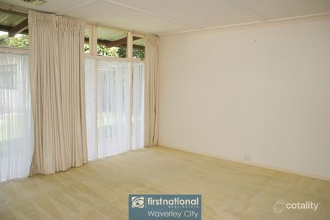 Property photo of 5 Third Avenue Rowville VIC 3178