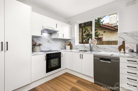 2/435-437 St Kilda St, Elwood, VIC 3184