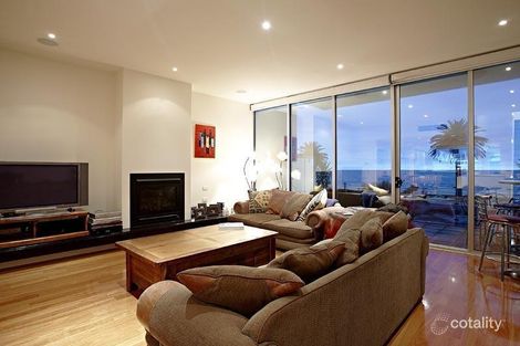 Property photo of 148 Beaconsfield Parade Albert Park VIC 3206