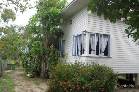 74 Tucker St, Machans Beach, QLD 4878