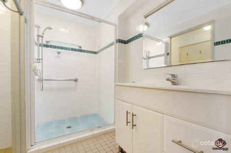 Property photo of 555 Pine Ridge Road Biggera Waters QLD 4216