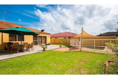 Property photo of 24 Deborah Avenue Benowa QLD 4217