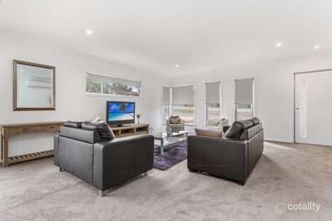 Property photo of 13 Gundry Street Long Gully VIC 3550