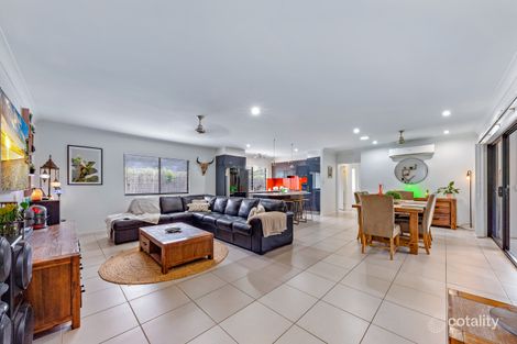 Property photo of 24 Endeavour Circuit Cannonvale QLD 4802