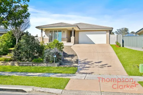 39 Grand Pde, Rutherford, NSW 2320