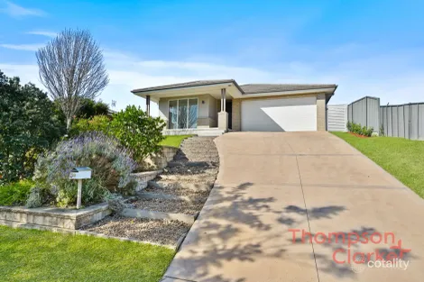 Property photo of 39 Grand Parade Rutherford NSW 2320