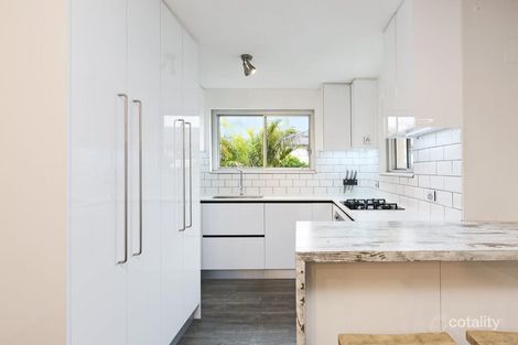 Property photo of 12/52 Carrington Parade Curl Curl NSW 2096
