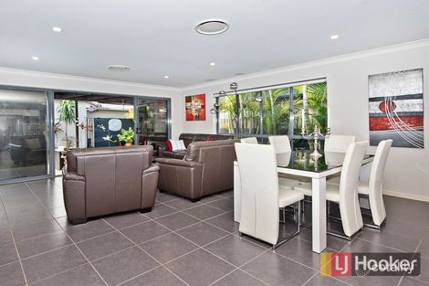 Property photo of 1 Park Grove Court Kallangur QLD 4503