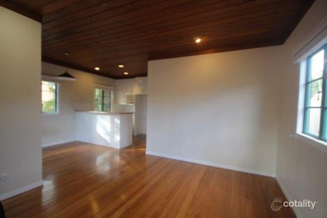 Property photo of 1 Napier Street St Lucia QLD 4067